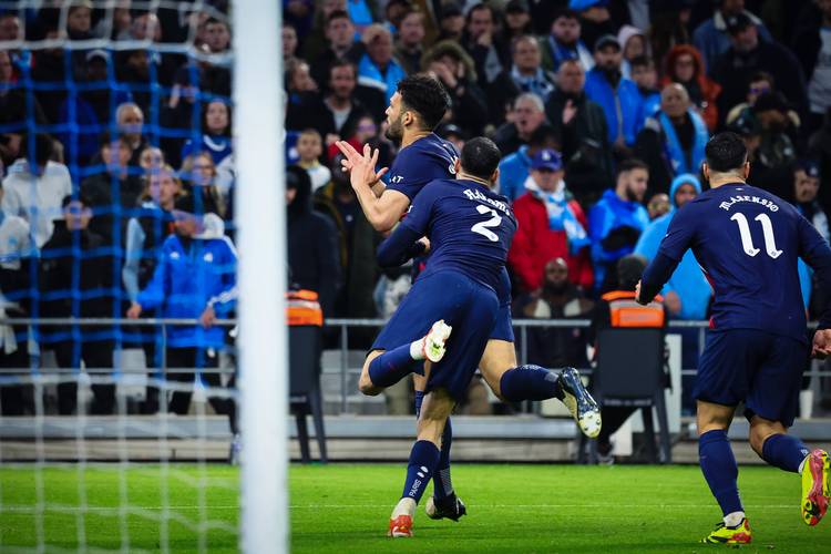 冬窗锋线猎物争夺战！英媒点名塞梅尼奥更适合红军（冬窗前锋引援大战：英媒力荐塞梅尼奥最适合红军）