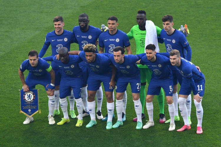 比肩大鸟！布朗成绿军队史第二位单场40分5板5助5断球员（追平大鸟纪录！布朗成绿军史上第2位单场40分5板5助5断的球员）