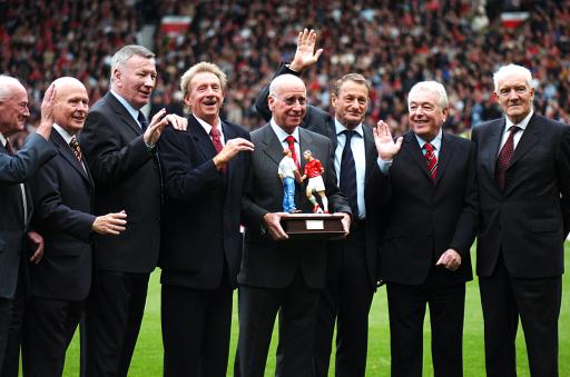 竟是“熟人”？被肘击的奥谢2021年因干扰C罗点球被打一巴掌（原来是旧相识？遭肘击的奥谢曾在2021年因干扰C罗点球被掌掴）