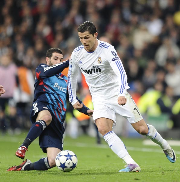 加盟尼克斯前兆？字母哥豪掷1410万美金 在纽约购买2500平米公寓楼（字母哥斥资1410万美元在纽约购入2500平米公寓楼，尼克斯加盟信号？）