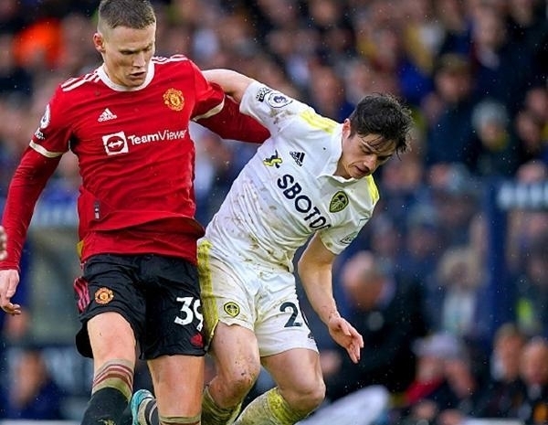 杰拉德：卡雷拉斯给了对手太大空间；吕迪格送点很愚蠢（杰拉德：卡雷拉斯防守空当过大；吕迪格送点行为实在愚蠢）