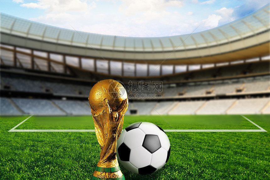 埃芬博格：拜仁前场三人能给卡尔空间，把他与梅西相比没好处（埃芬博格：拜仁锋线三将可为卡尔创造空间，与梅西作比较并无益处）